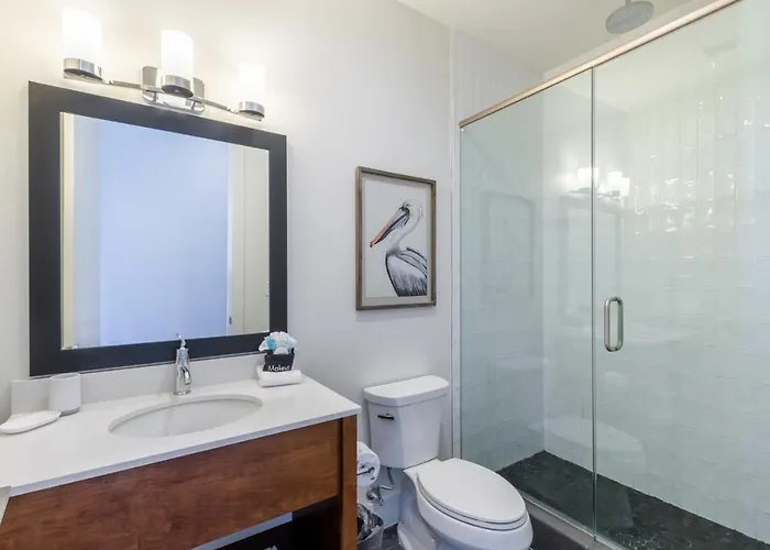 Glamorous 5 Bedroom Right Next To The Hangout! * Gulf Shores