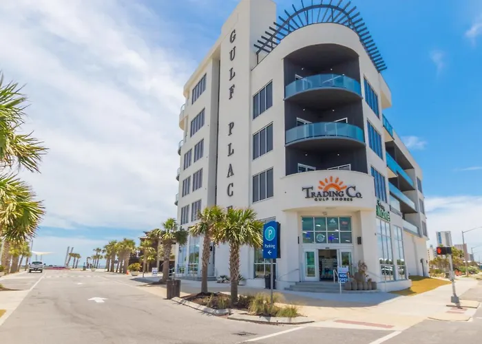Glamorous 5 Bedroom Right Next To The Hangout! Gulf Shores